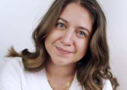 Headshot of Alexis Scheer